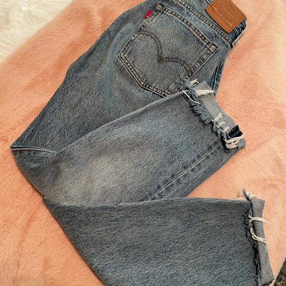 Levi’s Wedgie Fit Jeans Mom Jeans High Waisted - Picture 9 of 16